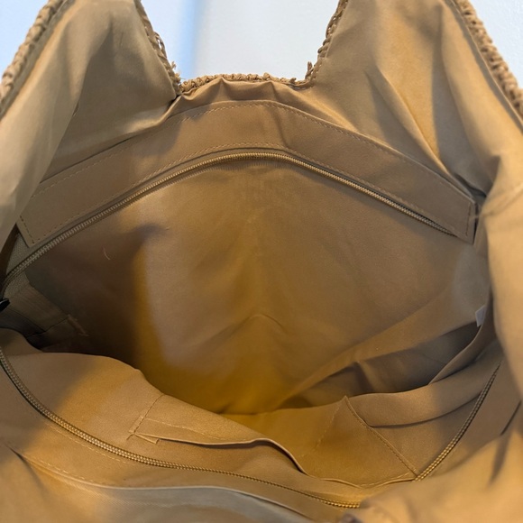 Woven Straw Two-Tone Tassel Tote Bag - Brown & Cream - Picture 4 of 4